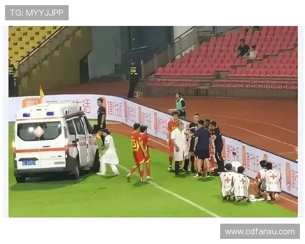 足球明星受伤康复全过程视频分享重返赛场的感人时刻