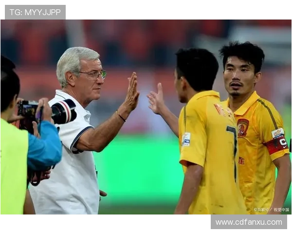 足球明星同框瞬间记录梦想与荣耀的时刻